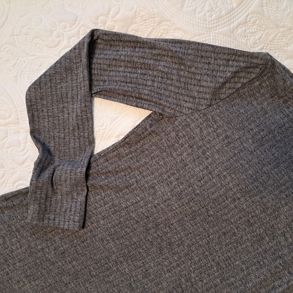 Grey fitted jersey dress - Picture 3 of 4